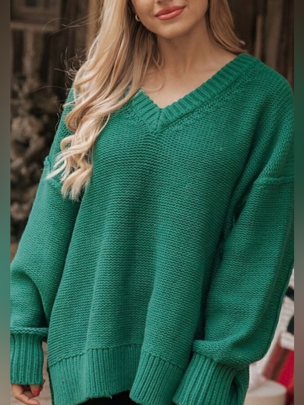 Free People Alli V-Neck Kelly Green Oversized
Sweater Size Medium